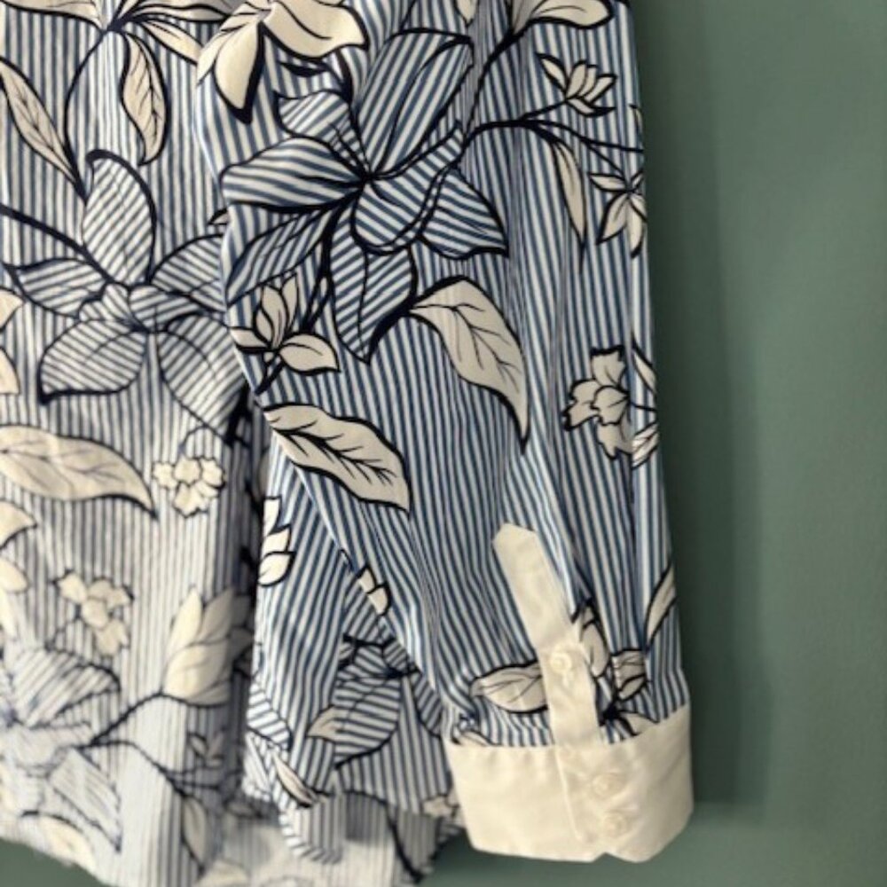 Talbots 18W Blue White Trim Floral Long Sleeve No Iron Preppy Botanical Cottage - Picture 4 of 8